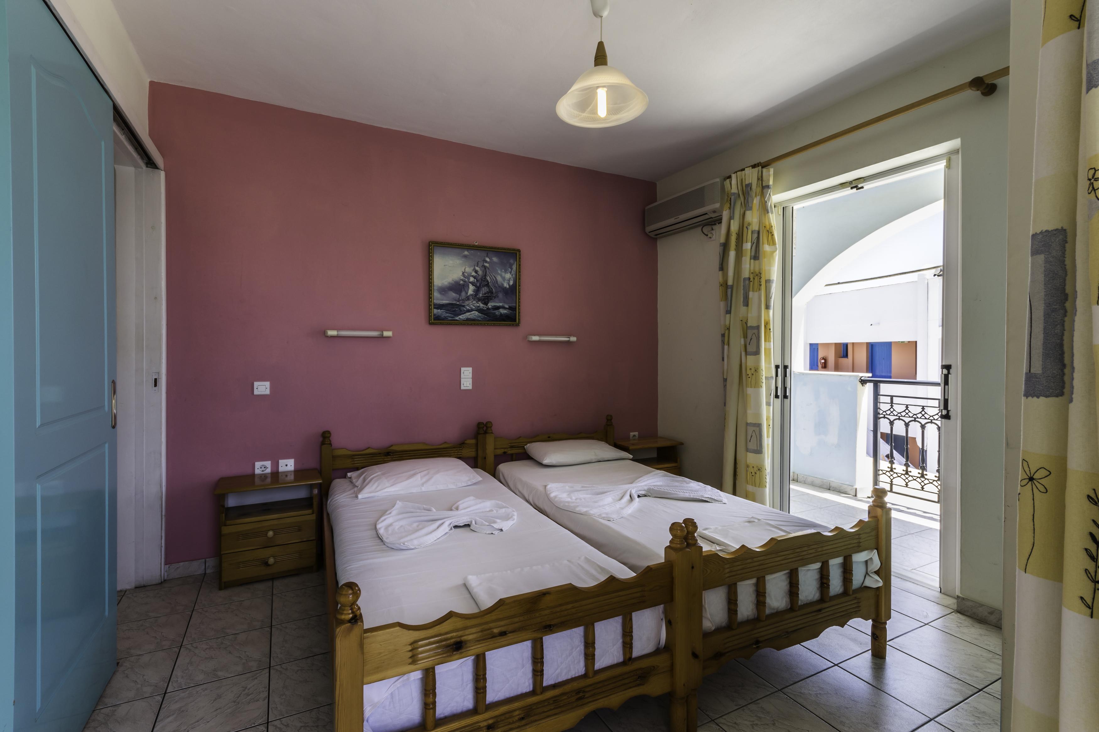 Vossos Hotel Apartments Laganas Eksteriør billede