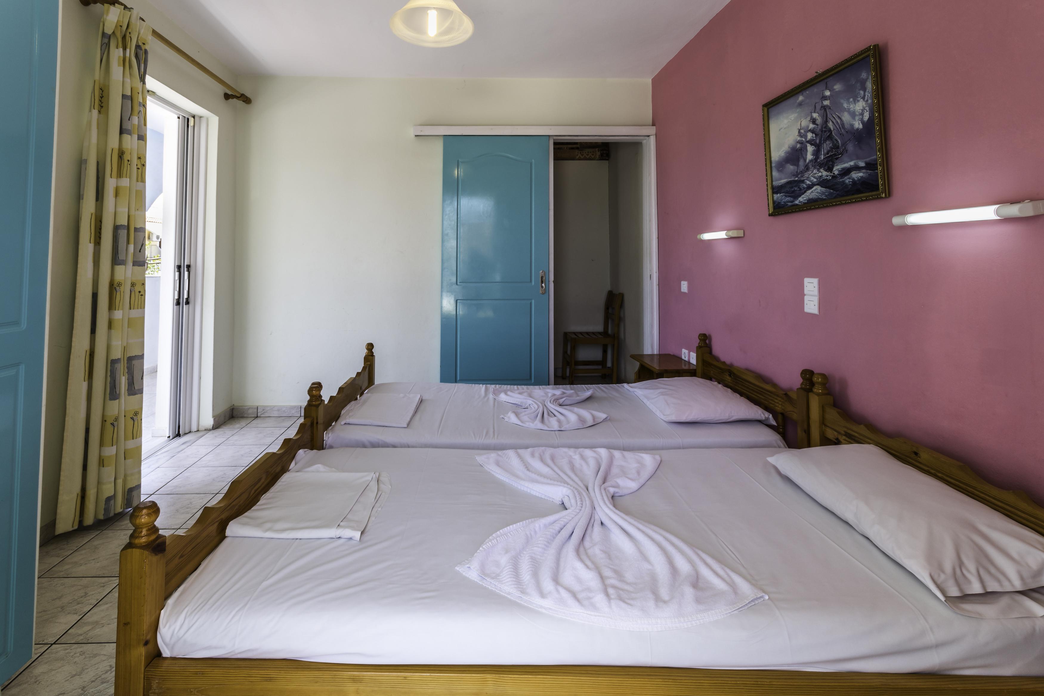 Vossos Hotel Apartments Laganas Eksteriør billede