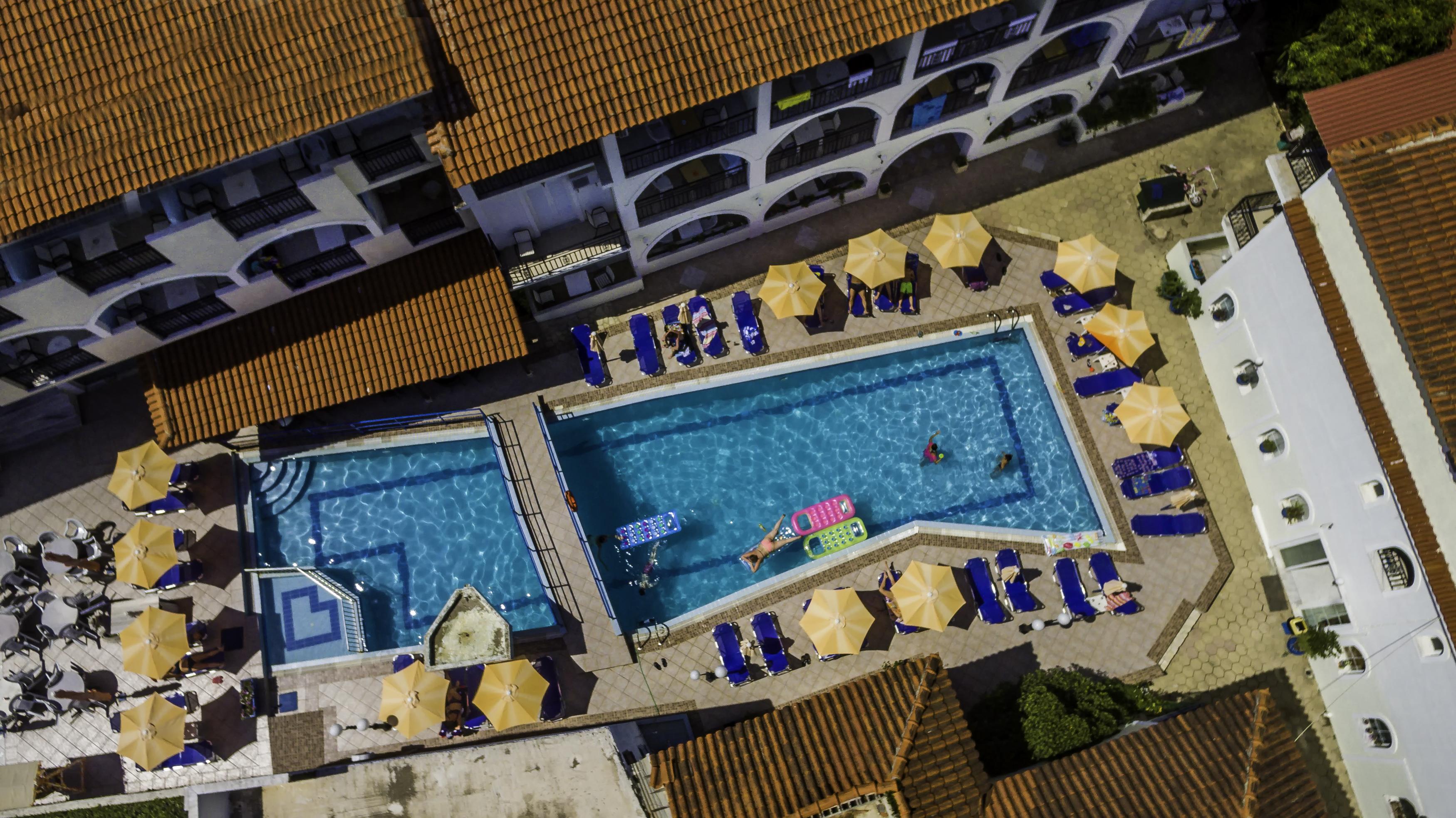 Vossos Hotel Apartments Laganas Eksteriør billede
